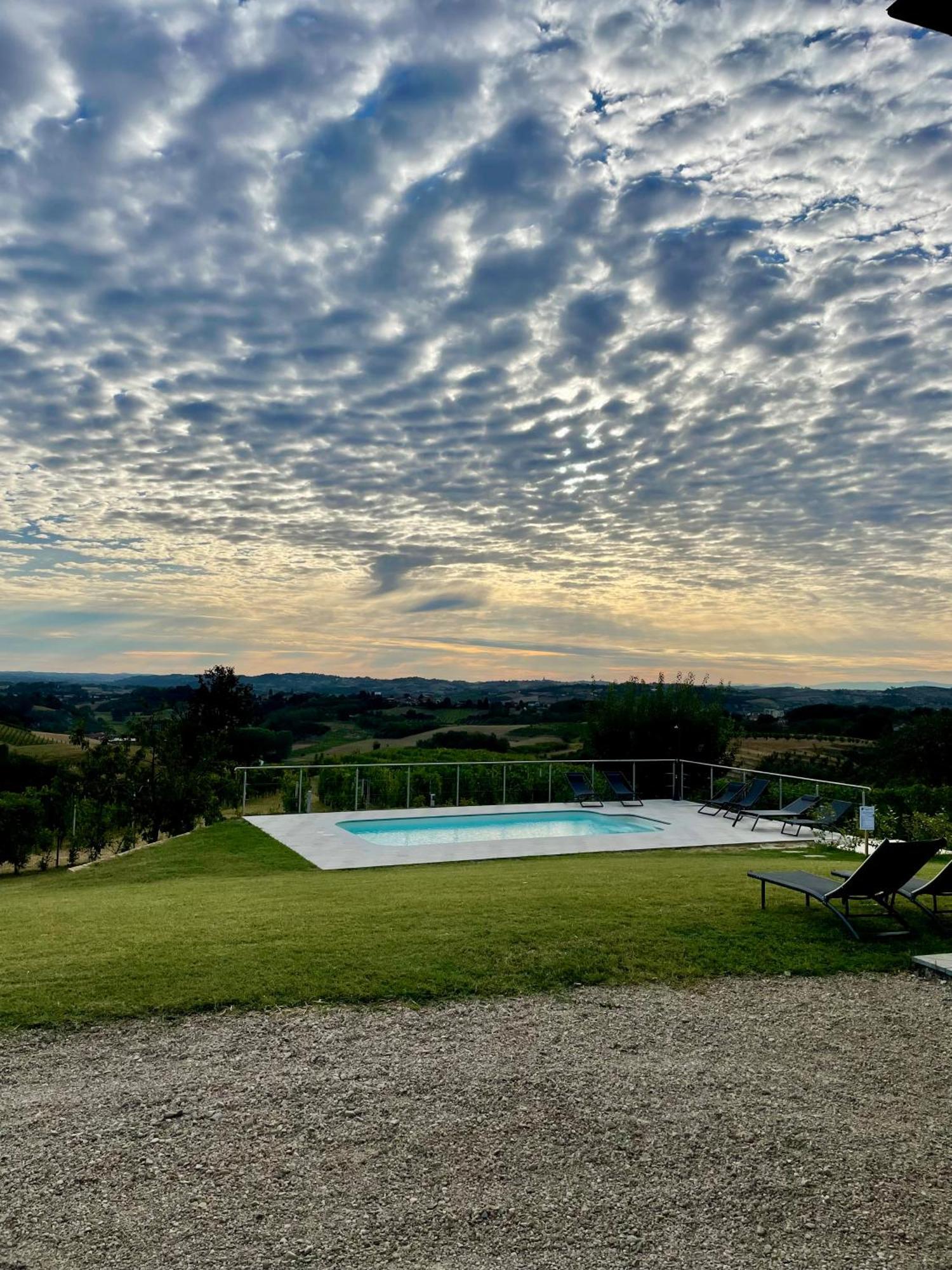 Villa Ca' Colomba San Damiano dʼAsti Exterior foto